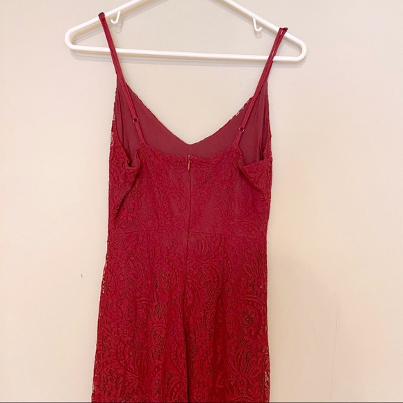 Lace Dress - Picture 5 of 8